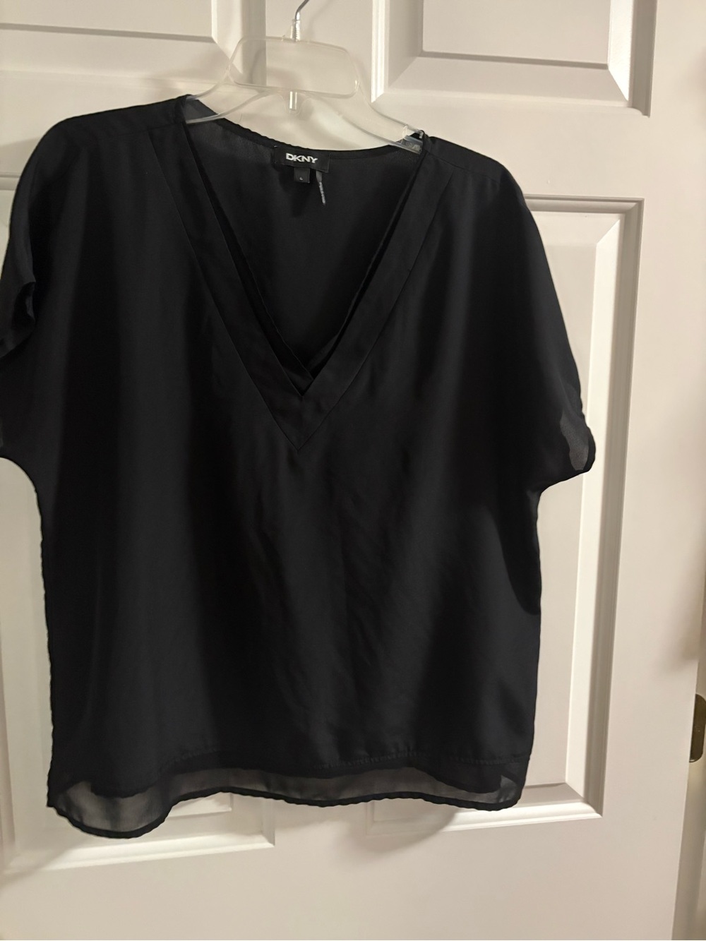 DKNY Black V-Neck Short Sleeve Blouse